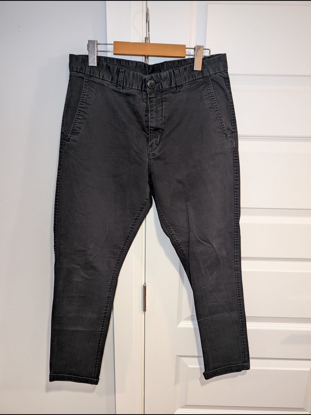 H&M Black Men’s Slim Tapered Chinos